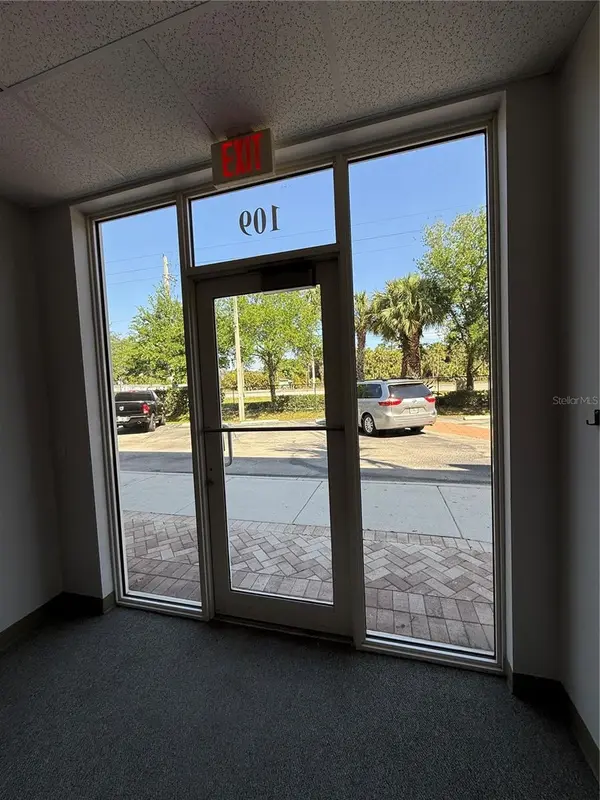 1000 STINSON WAY, West Palm Beach, FL 33411