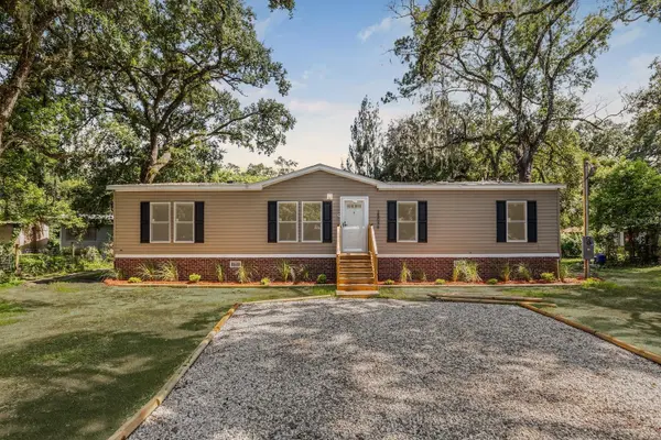 25046 CELESTIAL ST, Christmas, FL 32709