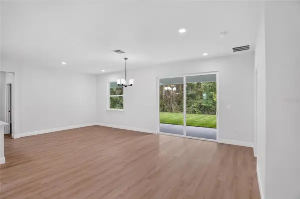 54 DOUGLAS ST, Homosassa, FL 34446