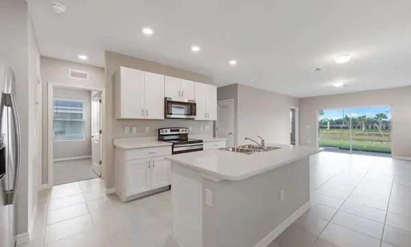 18505 CRONIN SAND LN, North Fort Myers, FL 33917