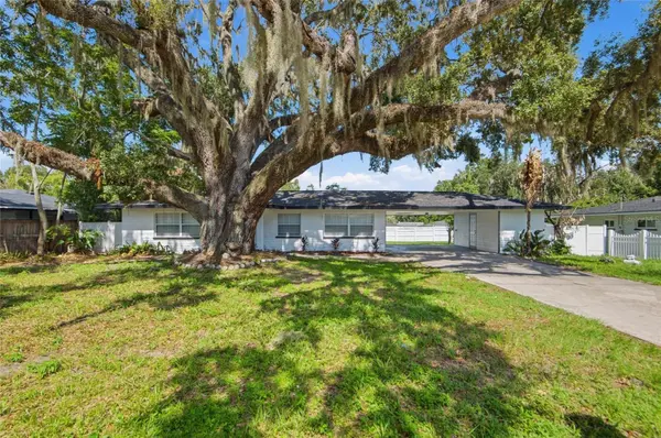 5511 CRAIG DR, Lakeland, FL 33809