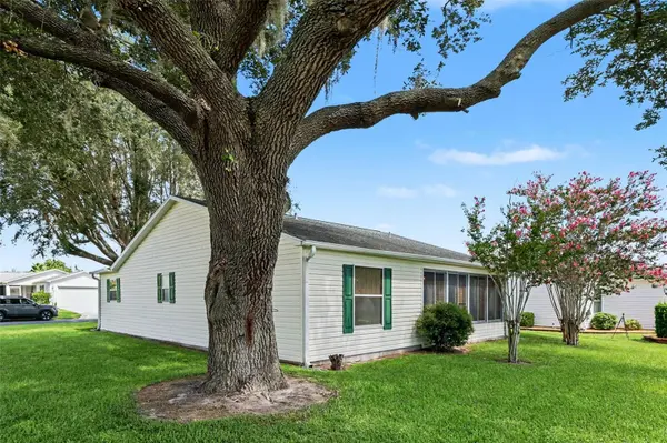 1501 LAS PACOS CT, The Villages, FL 32162