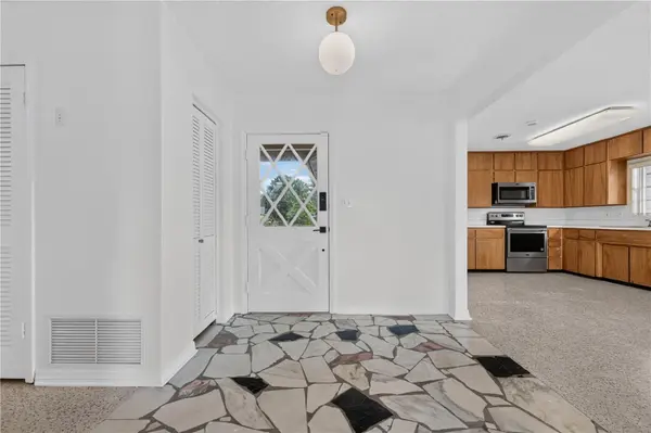 2826 AMBERGATE RD, Winter Park, FL 32792