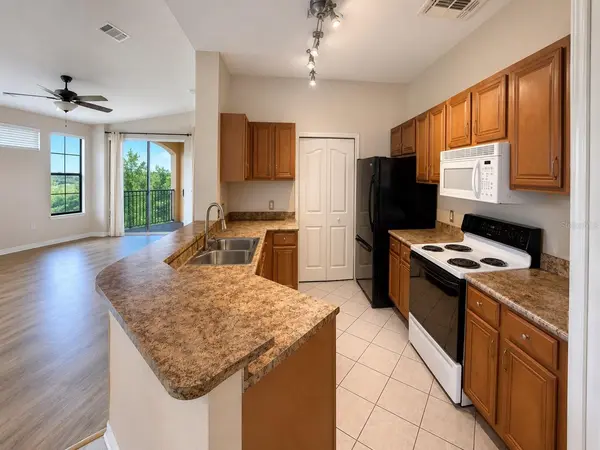 6157 METROWEST BLVD #308, Orlando, FL 32835