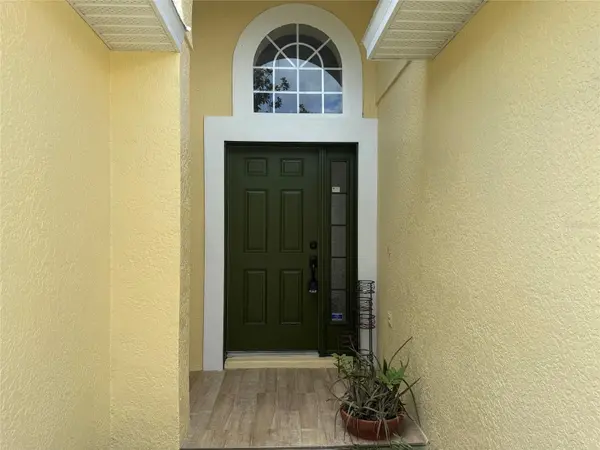 1221 SINGLETON CIR, Groveland, FL 34736