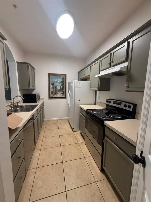 6214 STEVENSON DR #305, Orlando, FL 32835