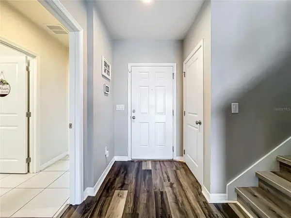 405 KESTREL DR, Groveland, FL 34736