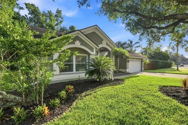 2200 EKANA DR, Oviedo, FL 32765