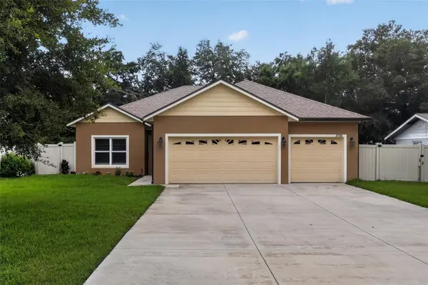27728 LISA DR, Tavares, FL 32778
