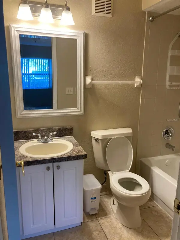9911 TURF CT #2, Orlando, FL 32837