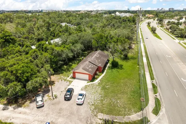 11253 S APOPKA VINELAND RD, Orlando, FL 32836