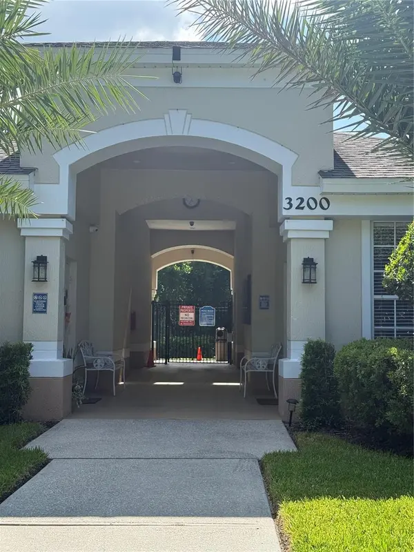 6214 STEVENSON DR #305, Orlando, FL 32835
