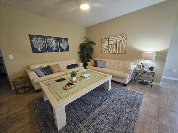 8451 KARPEAL DR, Sarasota, FL 34238