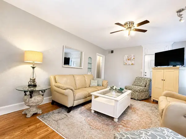 112 S DIXIE AVE #2, Fruitland Park, FL 34731