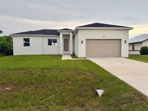 571 MIMOSA AVE NW, Port Charlotte, FL 33952