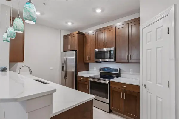 2484 SAN TECLA ST #105, Orlando, FL 32835