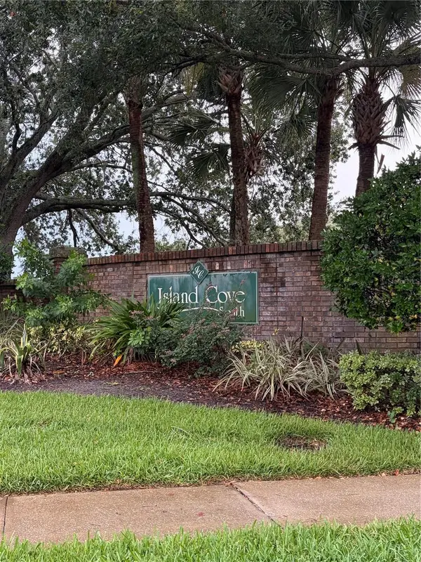 14864 LAGUNA BEACH CIR, Orlando, FL 32824