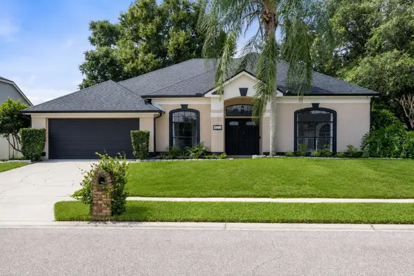 623 YORKSHIRE DR, Oviedo, FL 32765