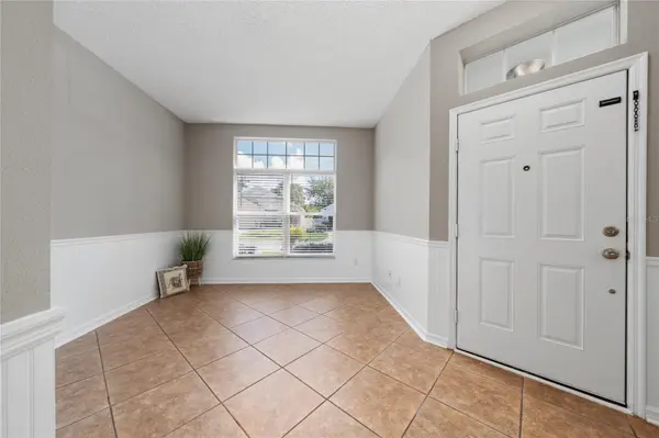 9724 MYRTLE CREEK LN, Orlando, FL 32832