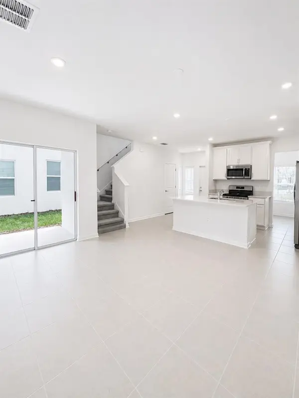 5677 LIVELINESS ALY, Clermont, FL 34714