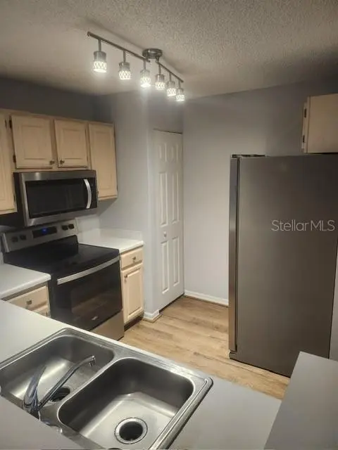 1919 SUMMER CLUB DR #207, Oviedo, FL 32765