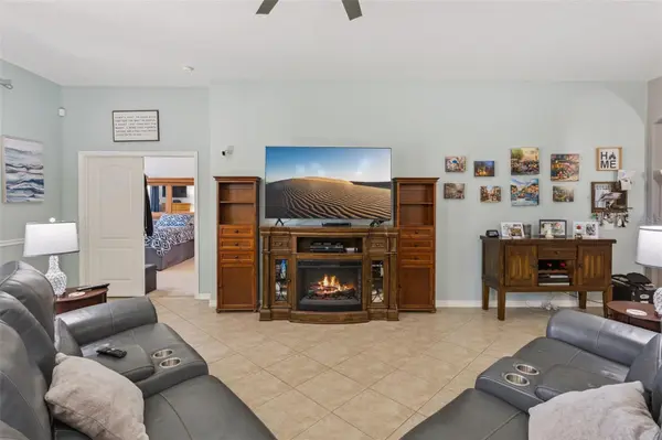 220 BAYOU BEND RD, Groveland, FL 34736