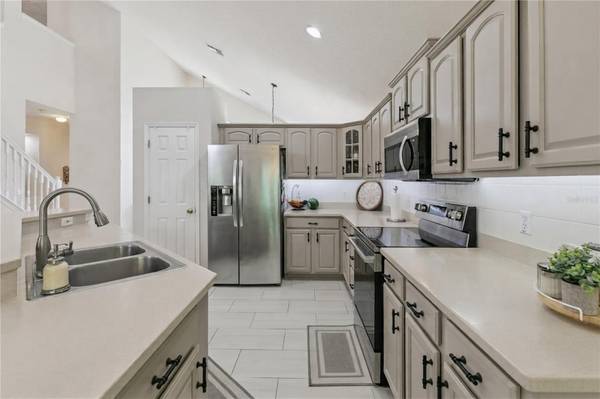 9966 HIDDEN DUNES LN, Orlando, FL 32832