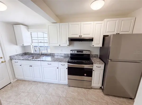 111 S OLEANDER AVE, Sanford, FL 32771