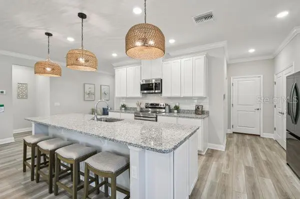 1421 MEREDITH DR, Spring Hill, FL 34608