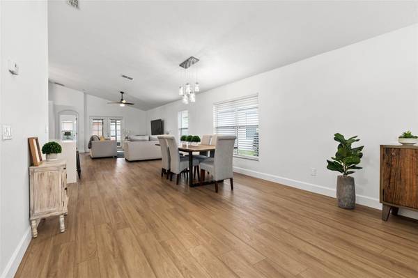 14018 BUDWORTH CIR, Orlando, FL 32832