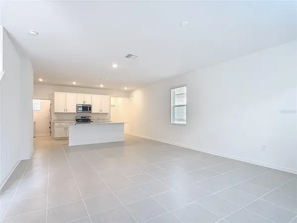 2433 SPRING TUNE ALY, Kissimmee, FL 34744