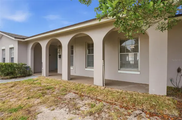 4 CARRIAGE HILL CIR, Casselberry, FL 32707