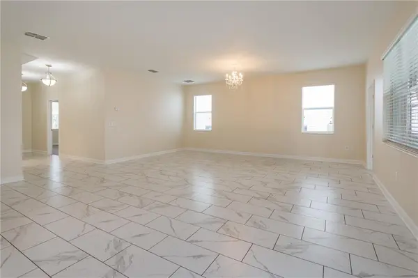 1673 MOON VALLEY DR, Davenport, FL 33896