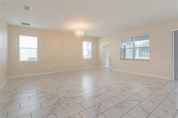 1673 MOON VALLEY DR, Davenport, FL 33896