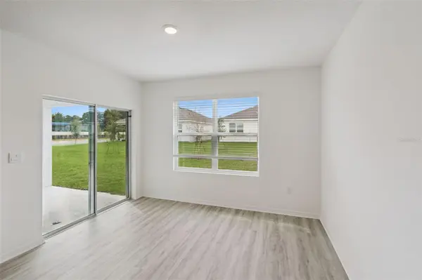 144 FLAG LILLY LN, Umatilla, FL 32784