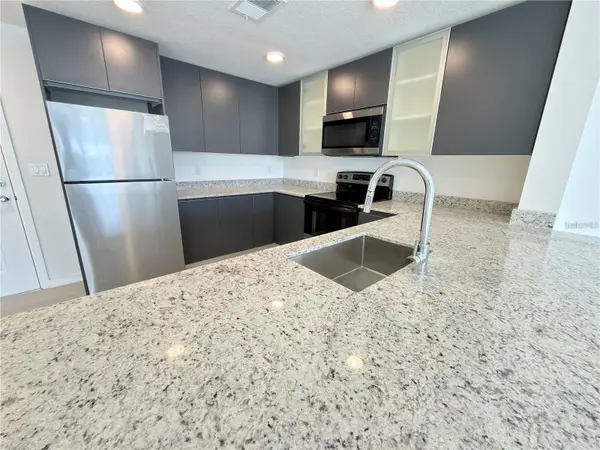 5563 MILLENIA PARK BLVD #429, Orlando, FL 32839
