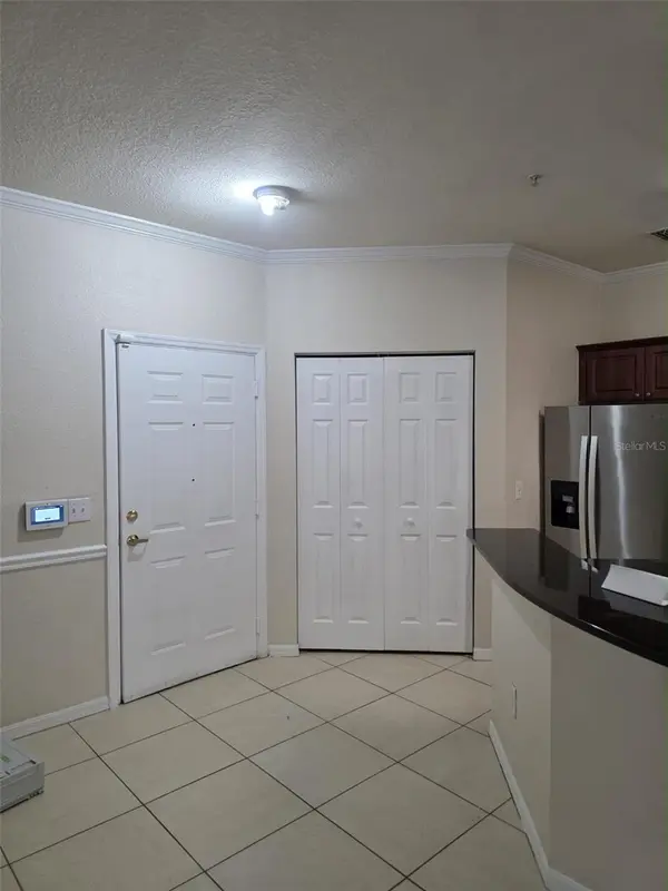 3707 CONROY RD #1717, Orlando, FL 32839