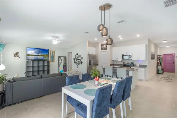 621 SILVER PALM DR, Haines City, FL 33844