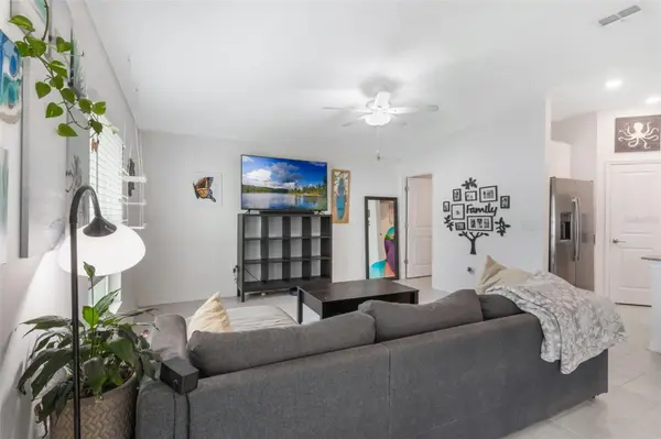 621 SILVER PALM DR, Haines City, FL 33844