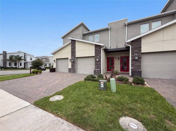 953 SPLASH SHOT PL #953, Davenport, FL 33896