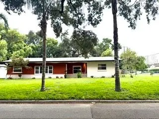 2410 LANDO LN, Orlando, FL 32806