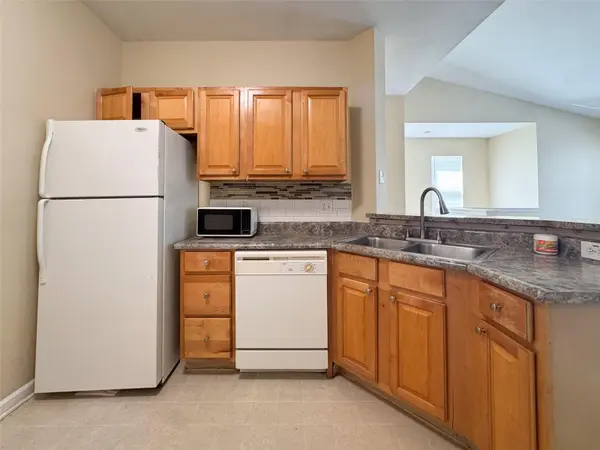 10561 VILLA VIEW CIR #10561, Tampa, FL 33647