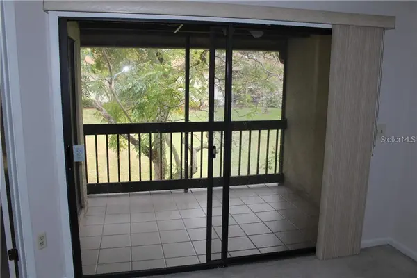 2906 S SEMORAN BLVD #2, Orlando, FL 32822