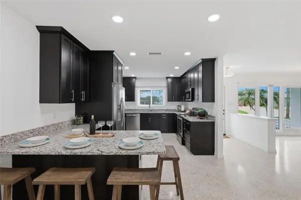 412 W SHADE DR, Venice, FL 34293
