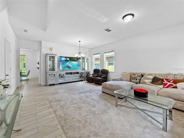 16100 YELLOWEYED DR, Clermont, FL 34714
