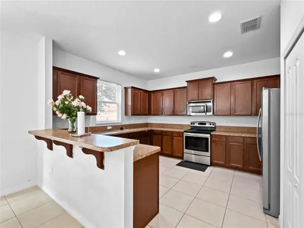 16100 YELLOWEYED DR, Clermont, FL 34714