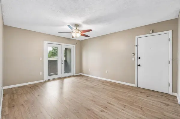 904 LAKE DESTINY RD #H, Altamonte Springs, FL 32714