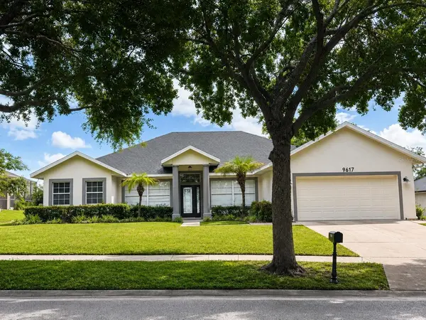 9617 SPRING LAKE DR, Clermont, FL 34711