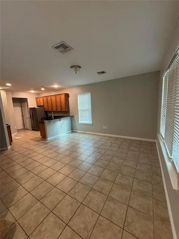 11938 SILVERLAKE PARK DR, Windermere, FL 34786