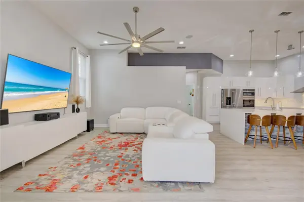 2407 FOLIAGE OAK TER, Oviedo, FL 32766